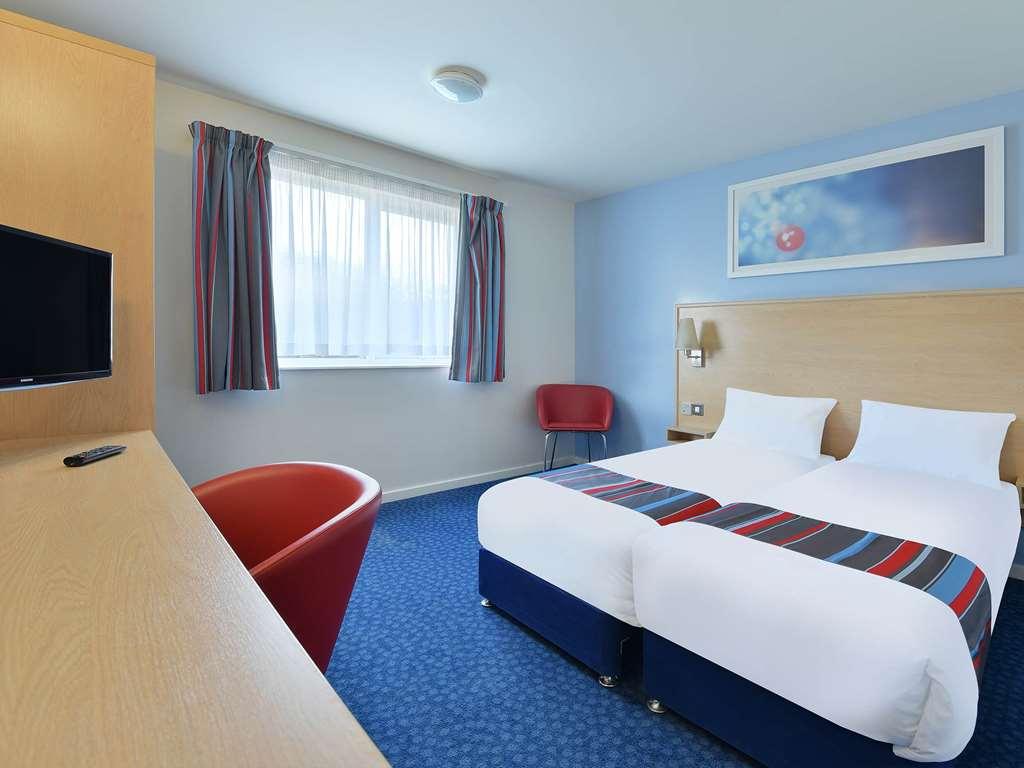 Travelodge 赛伦塞斯特 客房 照片