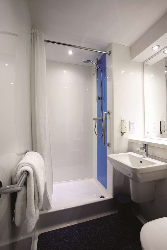 Travelodge 赛伦塞斯特 客房 照片